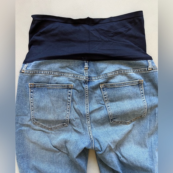 GAP Maternity Jeans - Picture 2 of 7